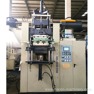 First in first out rubber injection molding machine